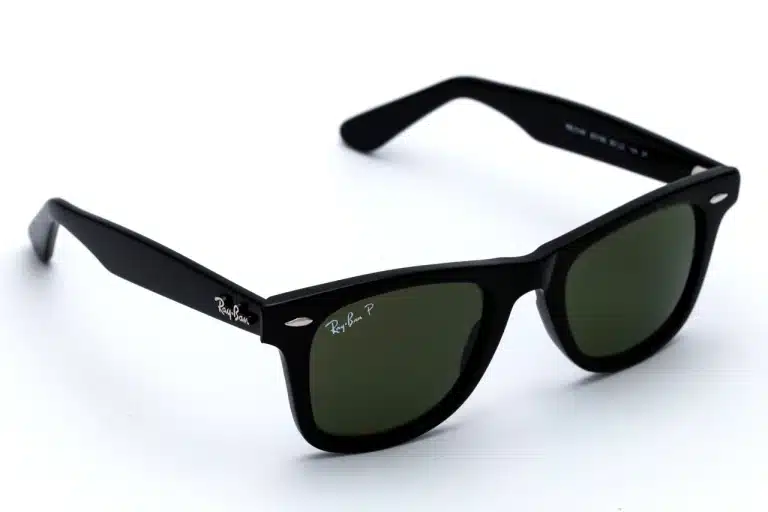 RAY-BAN RB2140 Black Polarized Acetate Sunglasses - Original Wayfarer